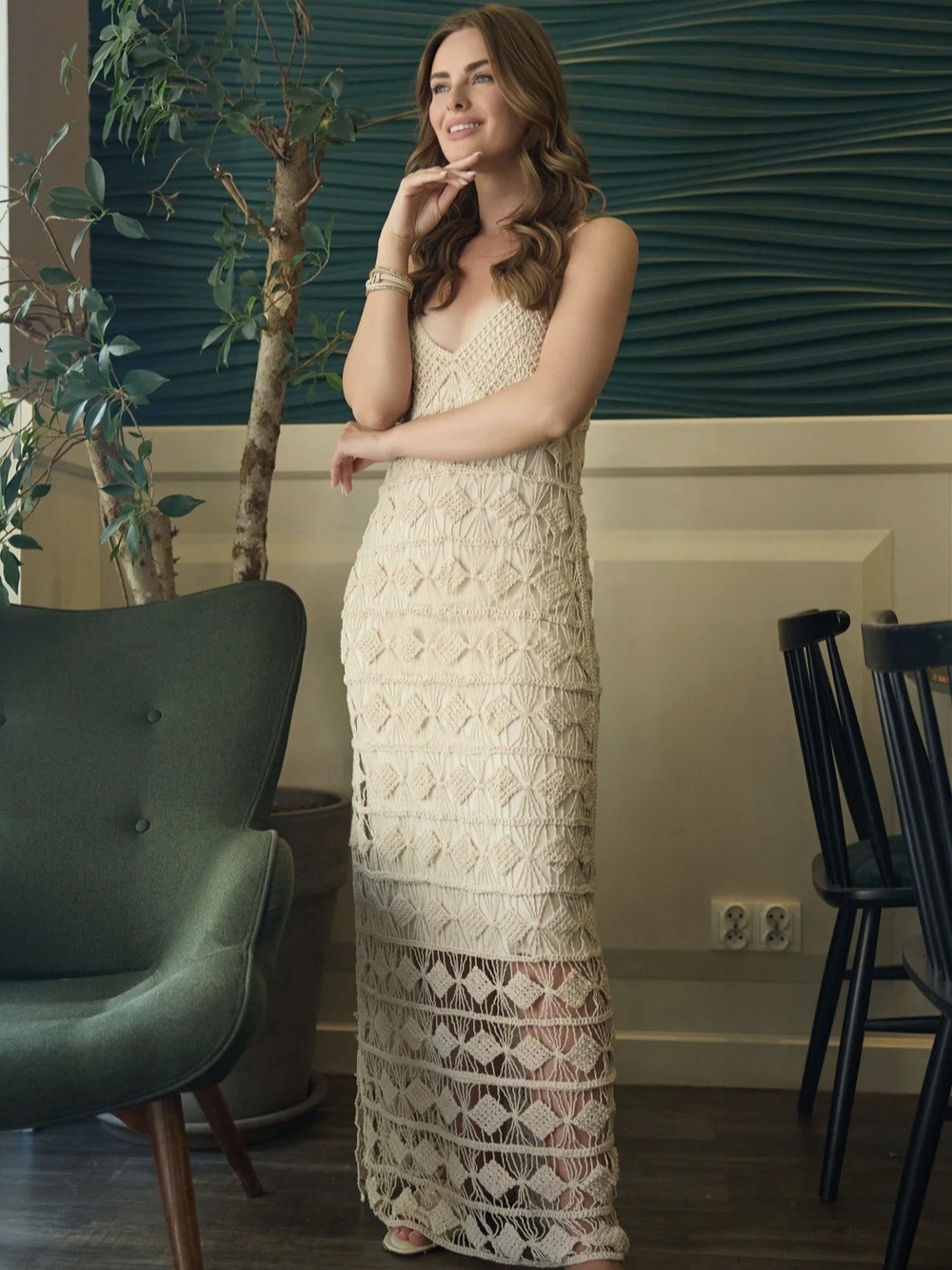 SAACHI Cream Crochet V-Neck Maxi Dress